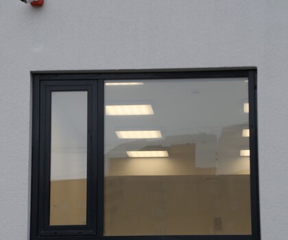 Окно черное