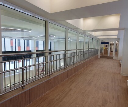 Перегородки из алюминия