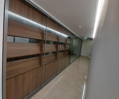 Цельностеклянные перегородки