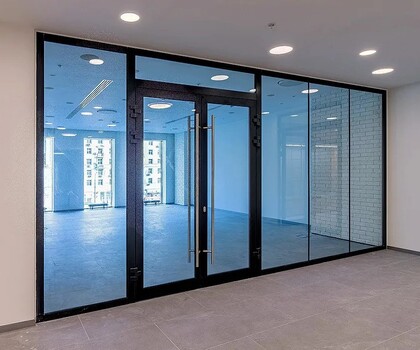 Цельностеклянные перегородки